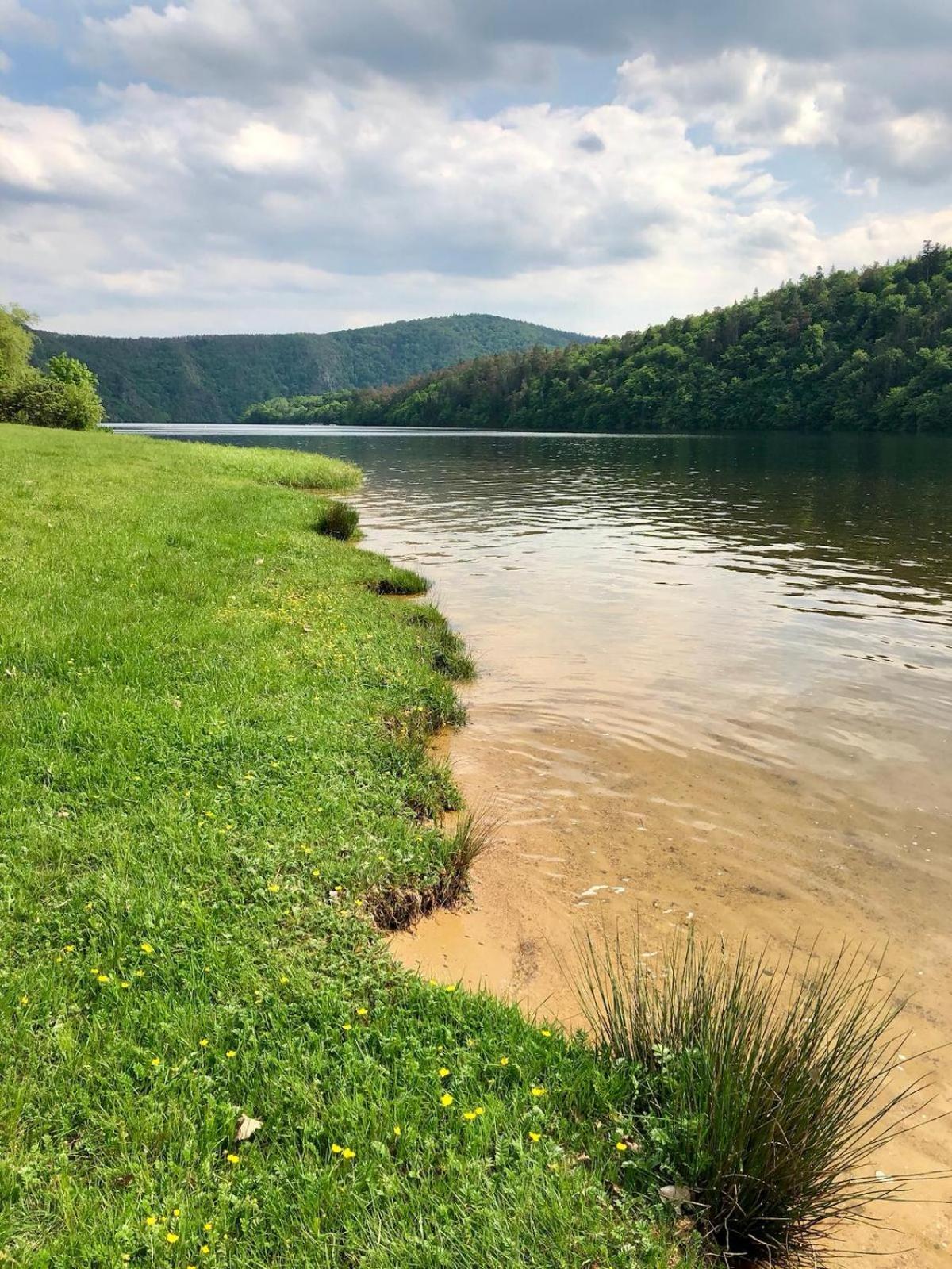 Kemp Andělská laguna Slapy Nalzovice Esterno foto